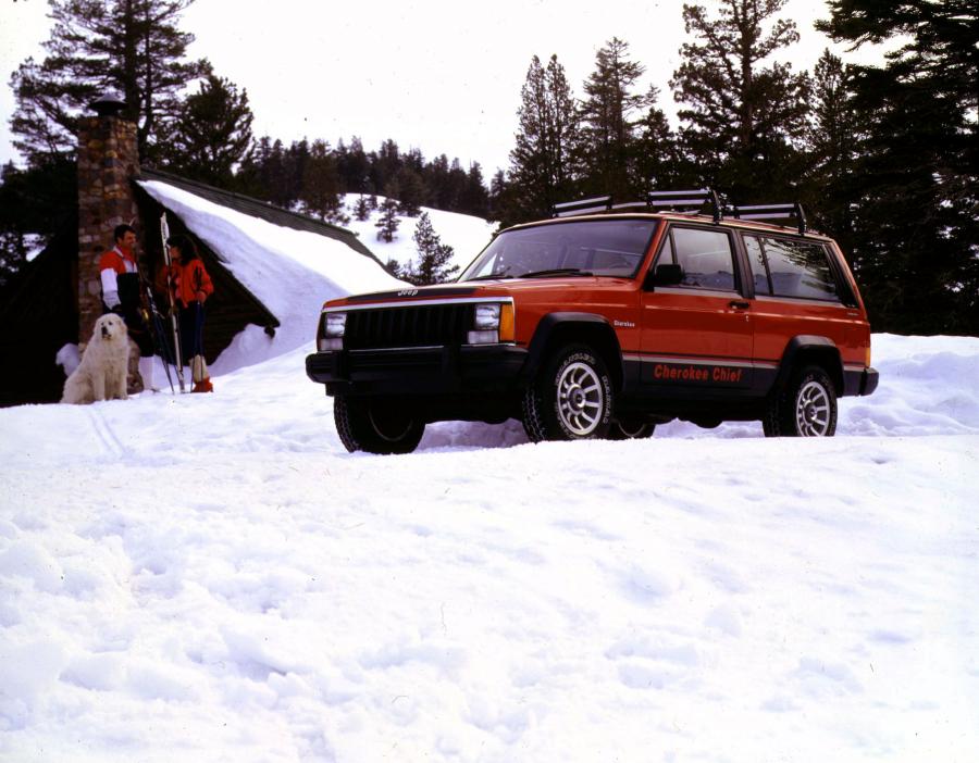  Jeep Cherokee 1984 года  (фото 4 из 6)